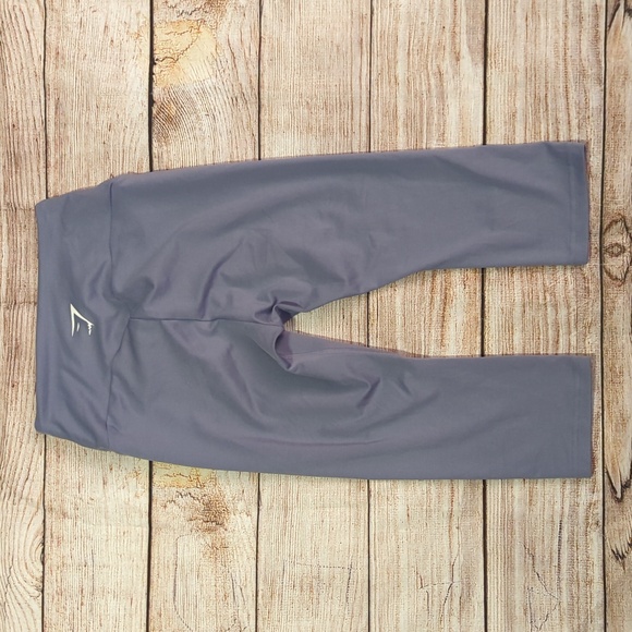 Gymshark Size Small Training Cropped Leggings - Picture 3 of 5